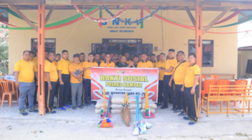 Polres Kampar Berbagi Kebaikan menjelang Hari Bhayangkara Ke 79: Gotong Royong Bersihkan Gereja BNKP Delemawati!