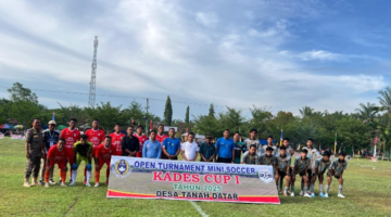 Nuryadi SE – Camat Tapung Hulu Resmi Buka Turnamen Mini Soccer Kades Cup 1 Tahun 2025